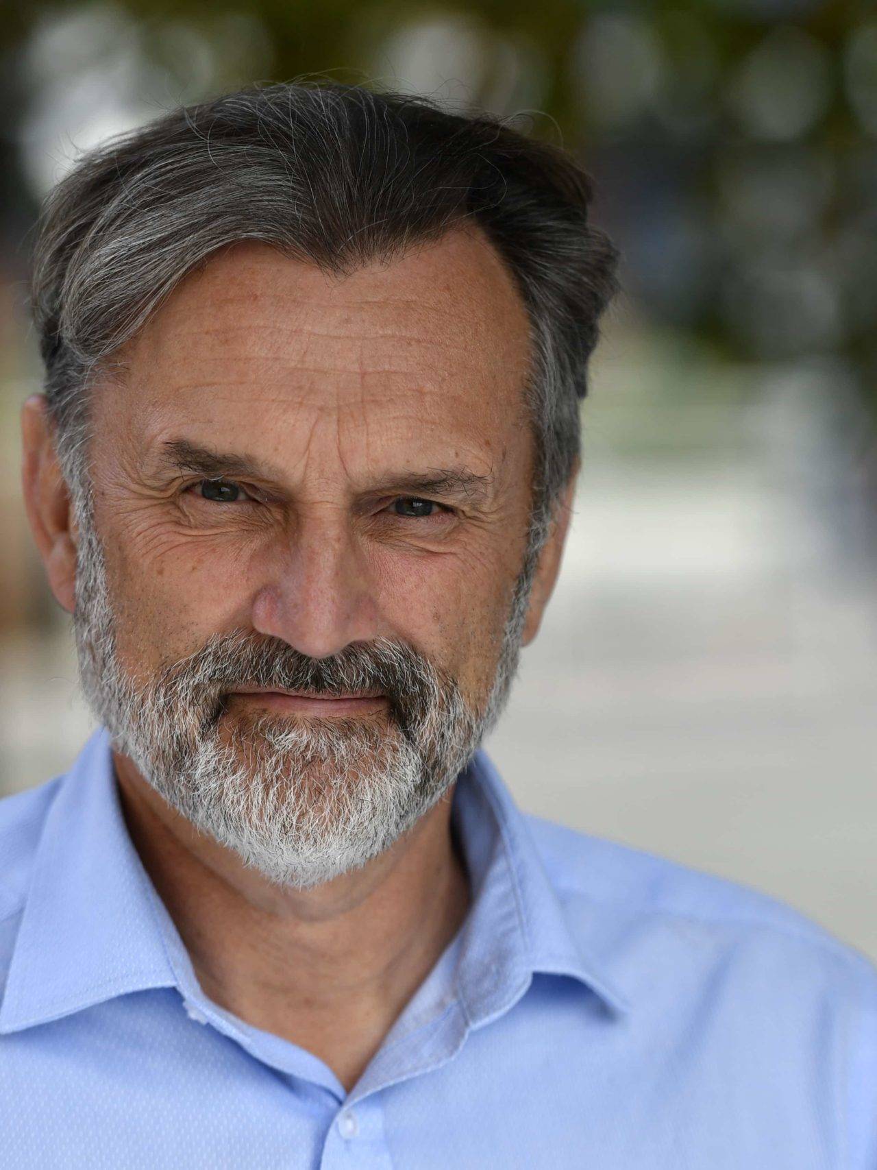 Steve Henry Director